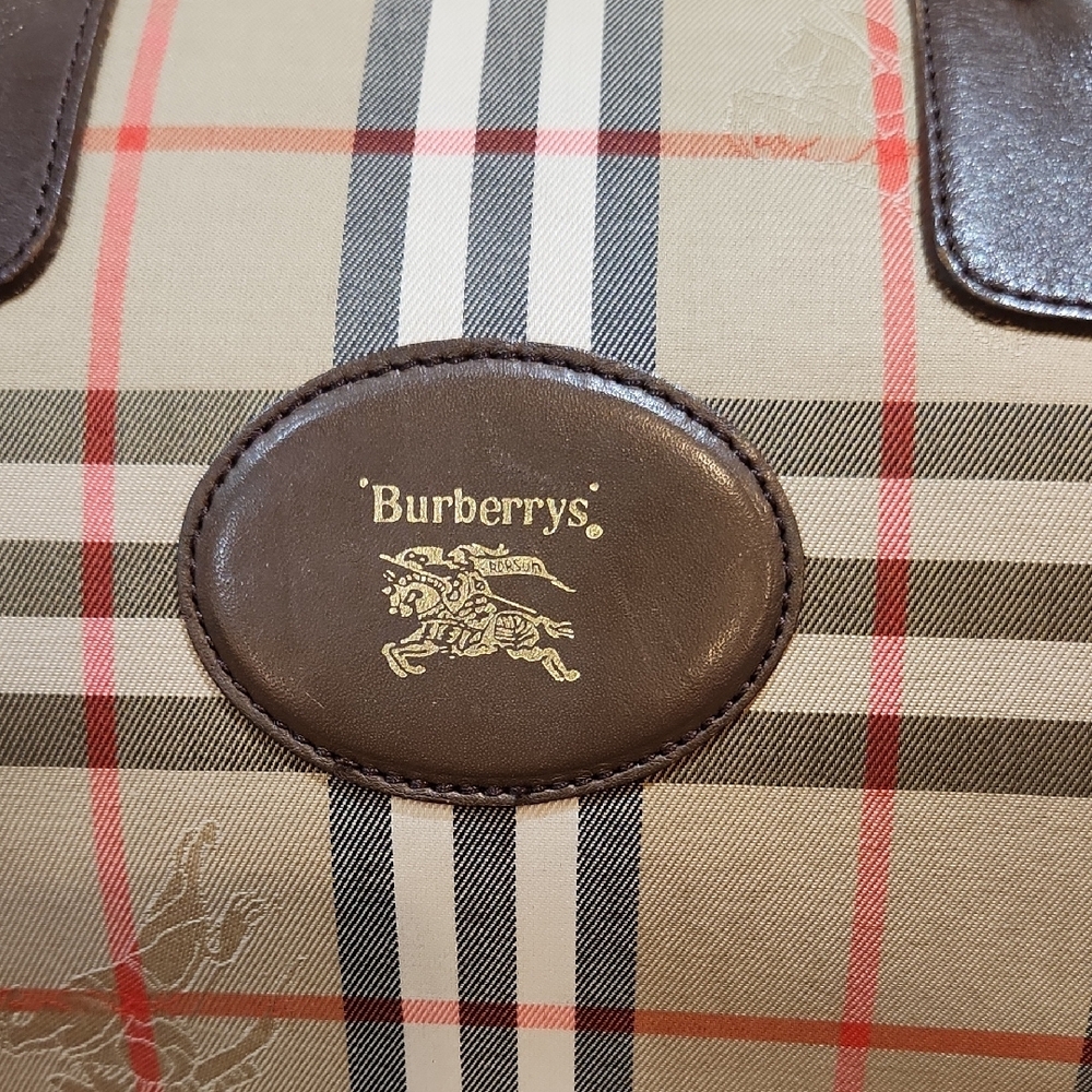 Burberry Tan and Brown Duffel  Travel Bag with Iconic Design - Picture 11 of 16